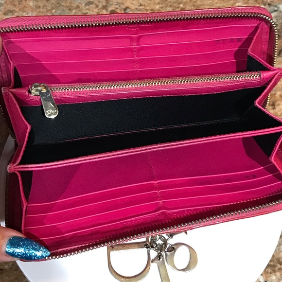 DIOR Cannage Patent Leather Zip Around Wallet 😍❤️🔥🔥 - Picture 6 of 17